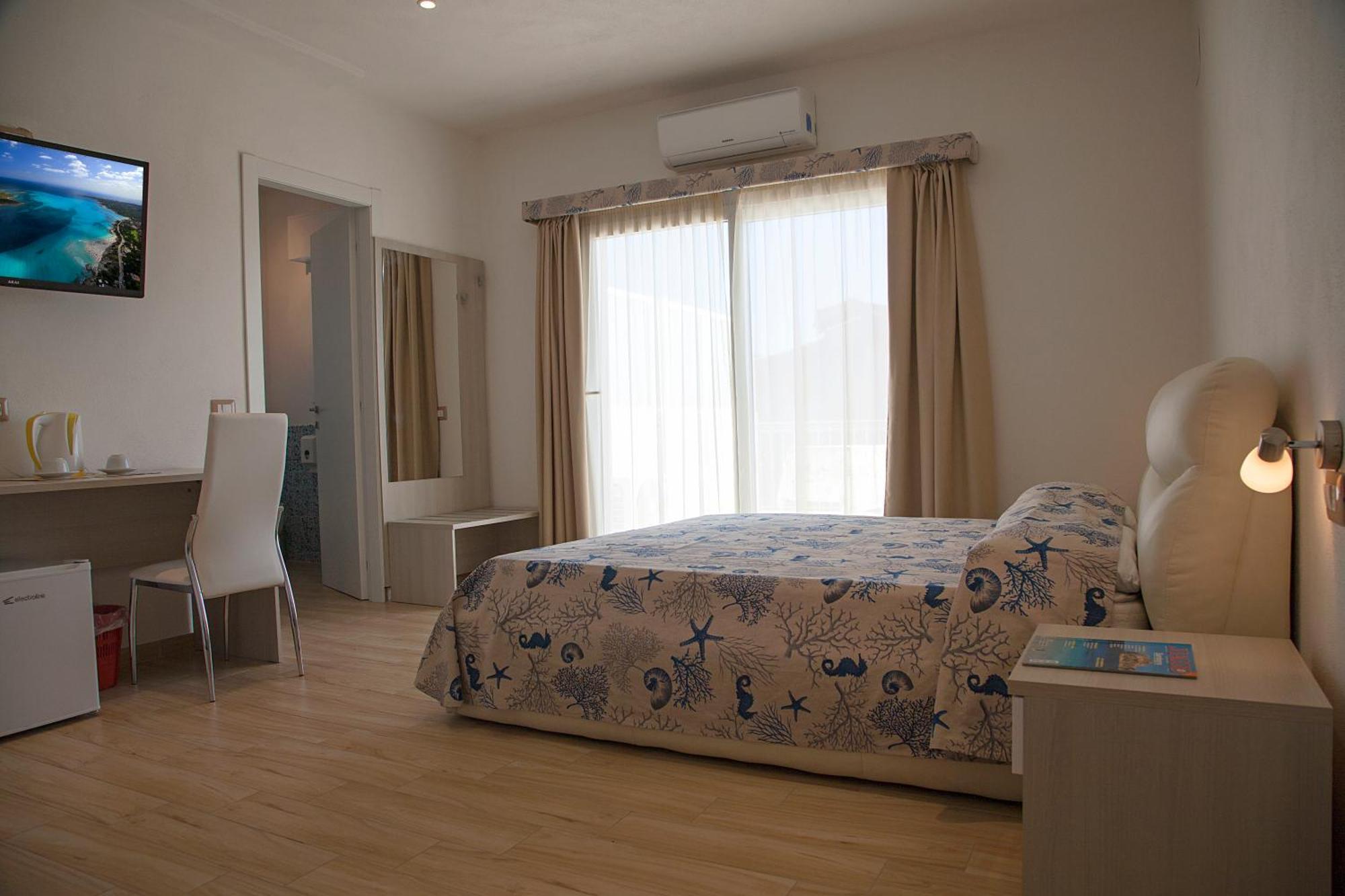 Hotel La Contessa Santa Teresa Gallura Ngoại thất bức ảnh